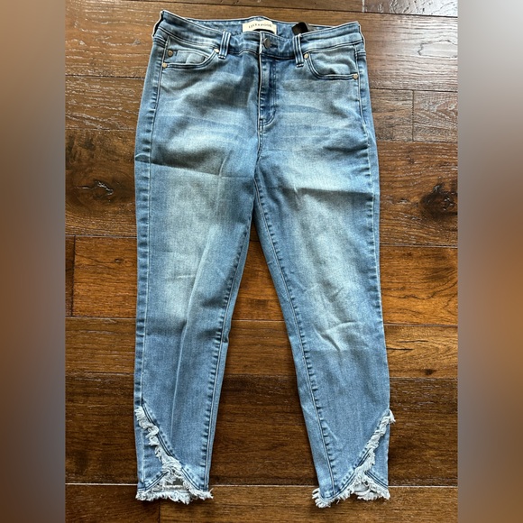 Liverpool Denim - Liverpool Light Blue Cropped Jeans with Frayed Hem